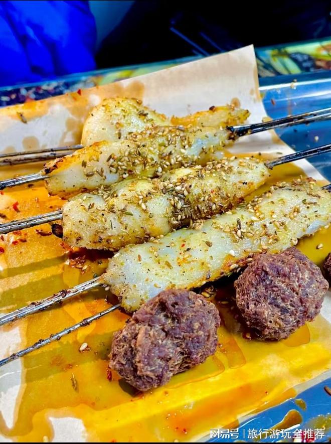 旅游:品羊肉泡馍寻十三朝历史印记新葡京网上赌场西安4天3晚深度(图2) 旅游:品羊肉泡馍寻十三朝历史印记新葡京网上赌场西安4天3晚深度(图2)